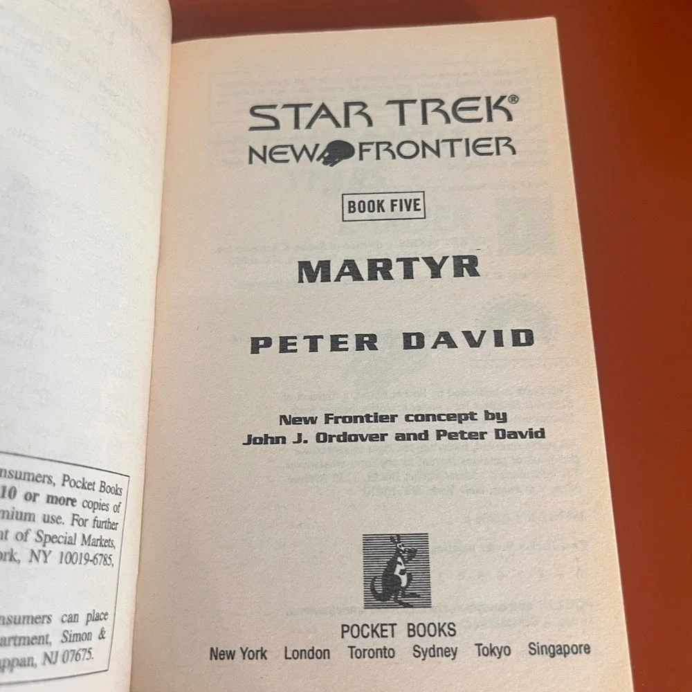 Star Trek New Frontier Martyr Book‎ 5 Peter David 1st Printing Paperback 1998